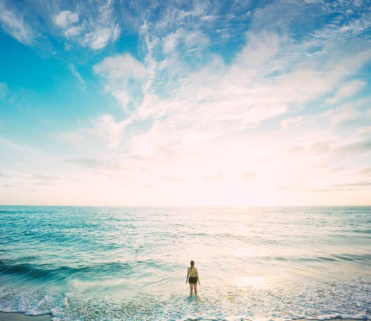 15 Beauties to Follow for Inspiration